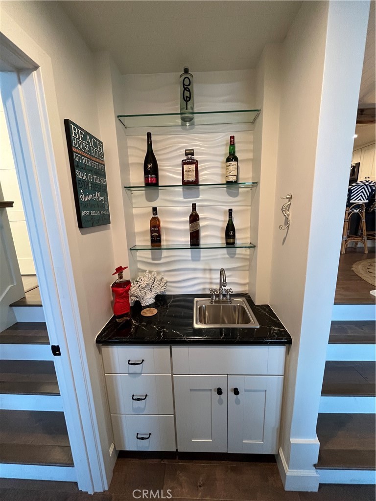 5129 Marina Pacifica Drive N