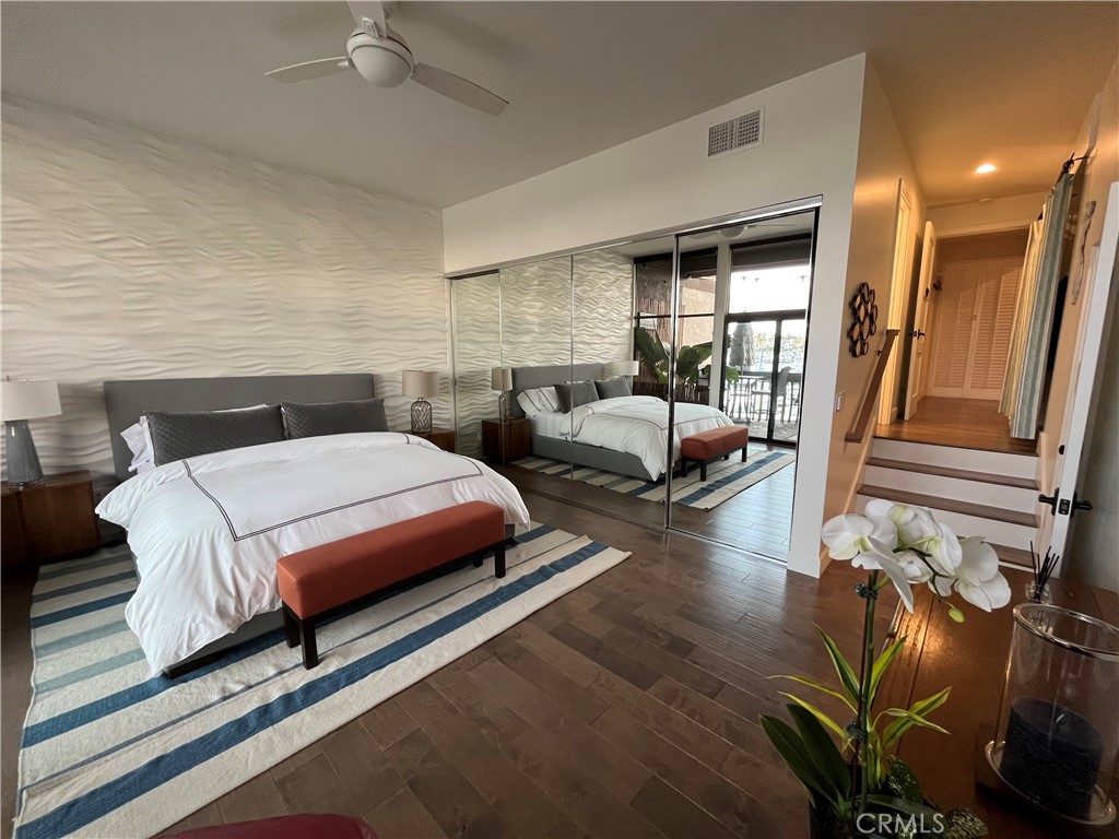 5129 Marina Pacifica Drive N