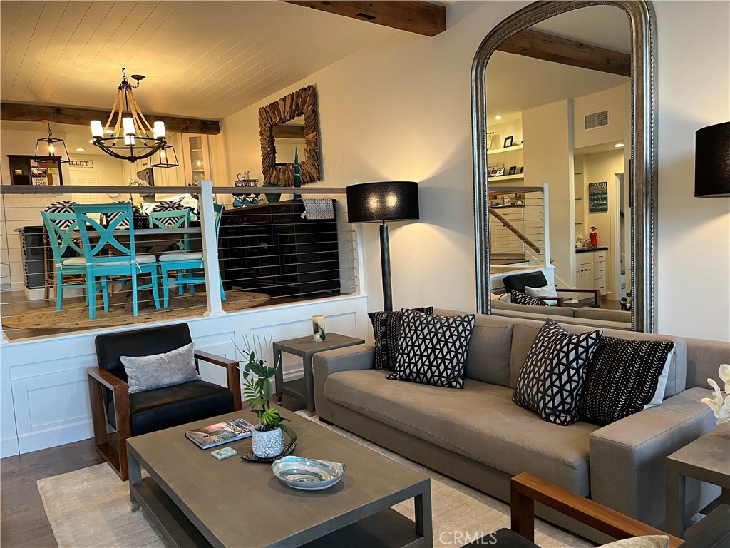 5129 Marina Pacifica Drive N