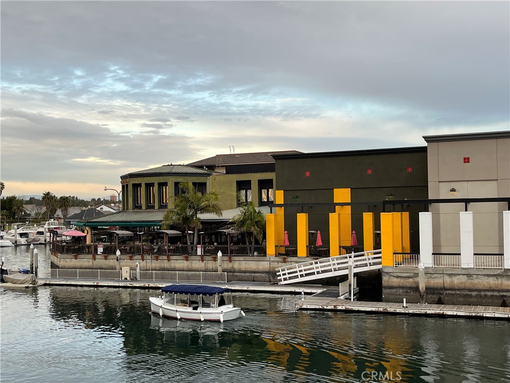 5129 Marina Pacifica Drive N