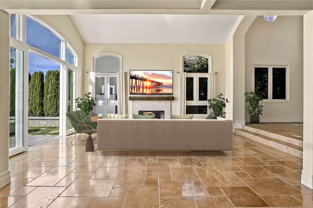 6452 Doral Drive