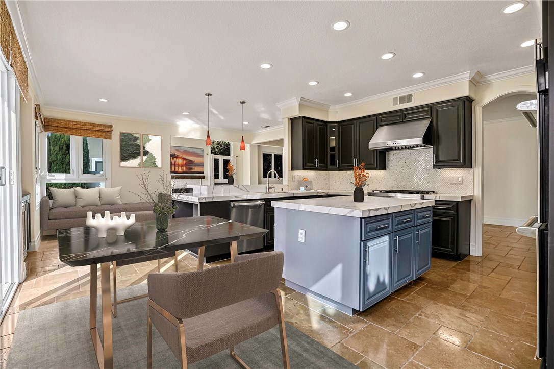 6452 Doral Drive