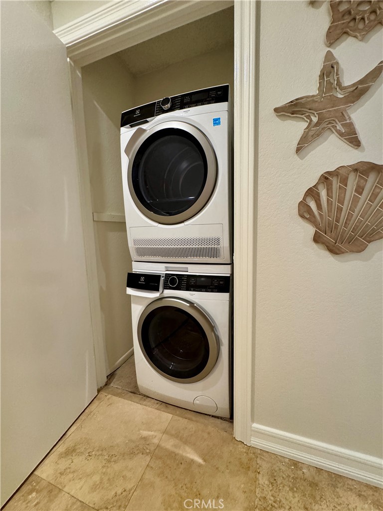 5104 Marina Pacifica Drive S