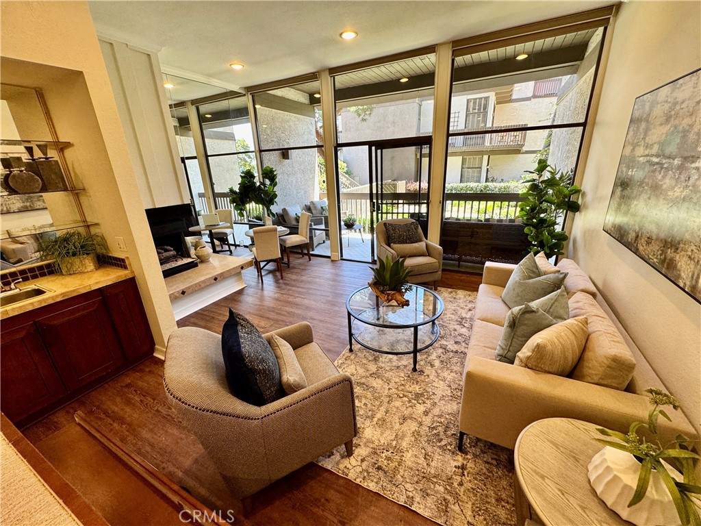 5104 Marina Pacifica Drive S