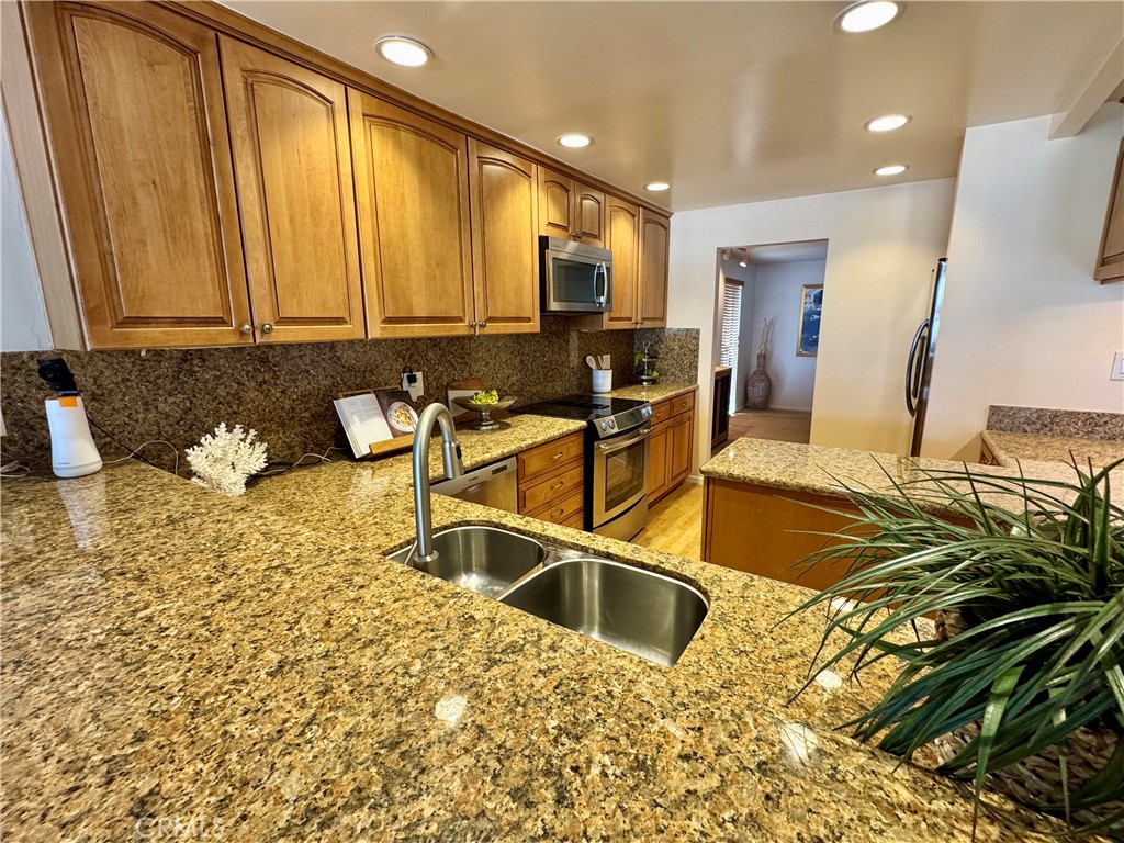 9103 Marina Pacifica Drive N