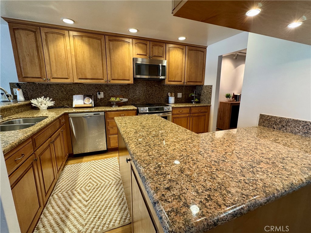 9103 Marina Pacifica Drive N