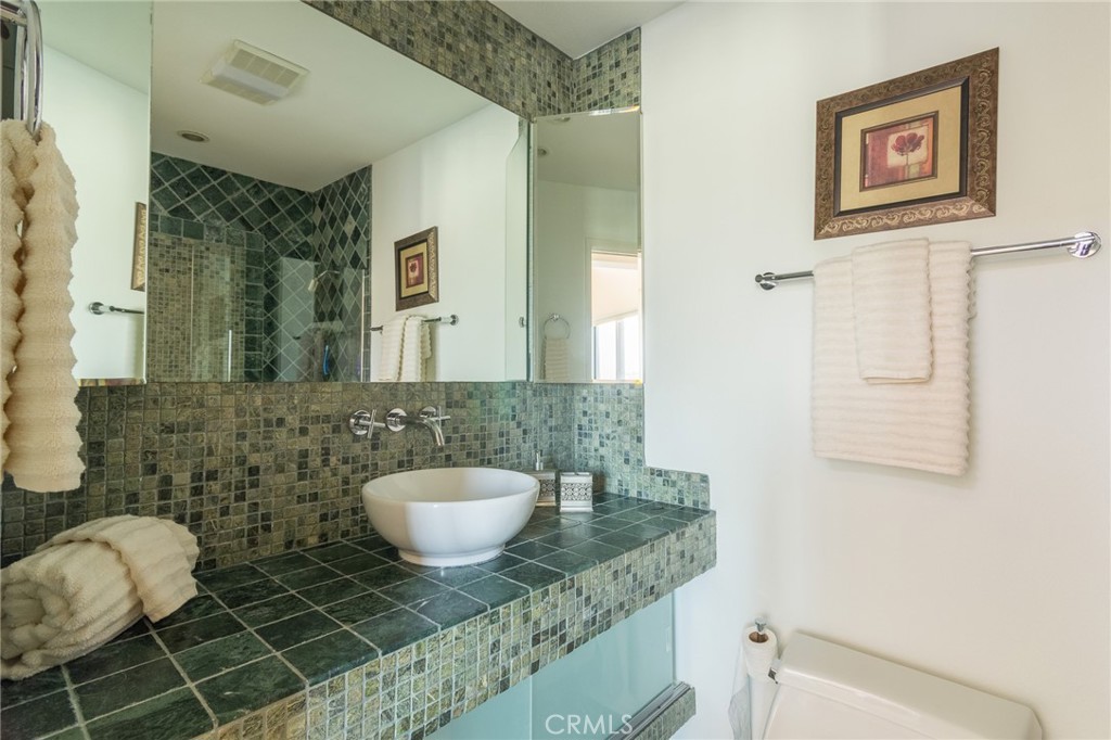 5336 Marina Pacifica N