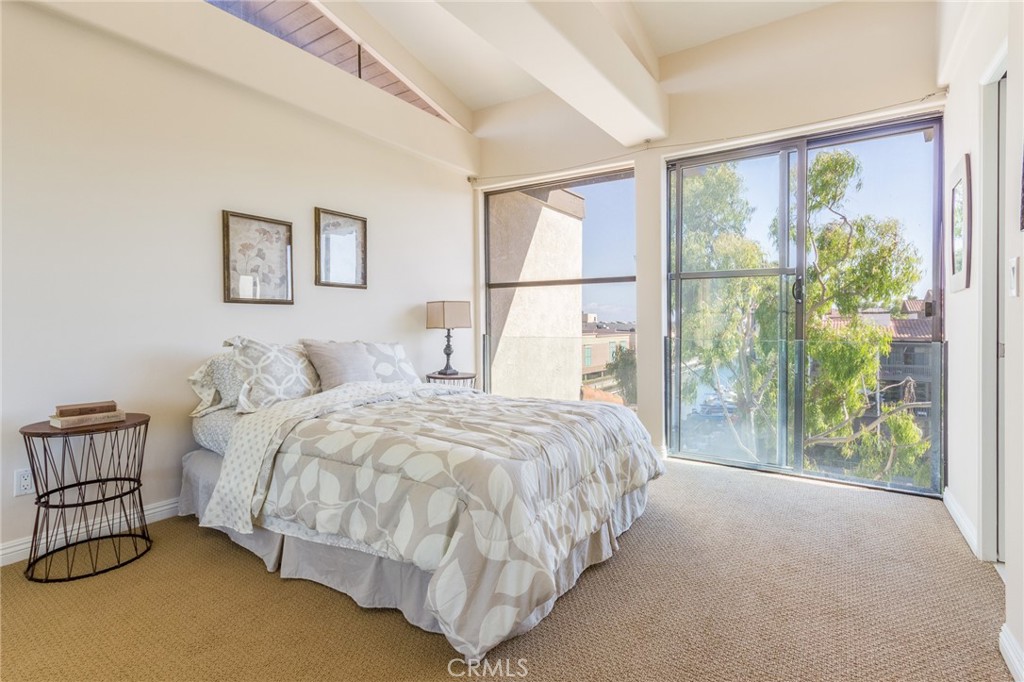 5336 Marina Pacifica N