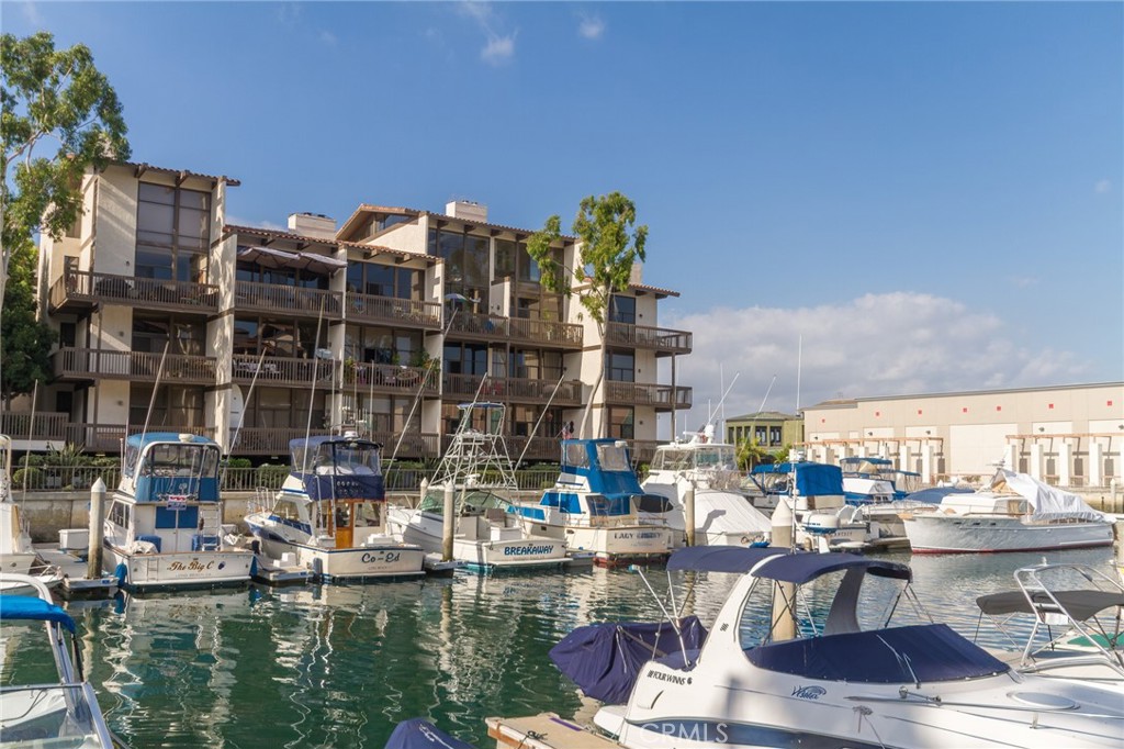 5336 Marina Pacifica N