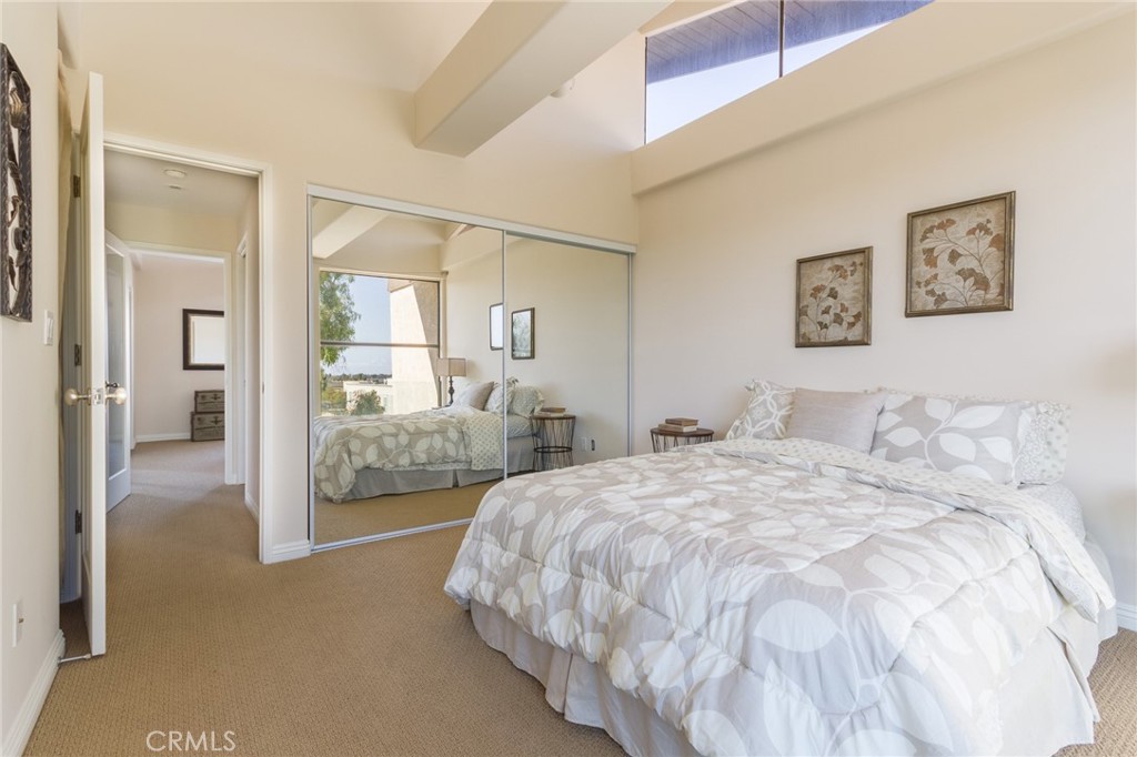 5336 Marina Pacifica N