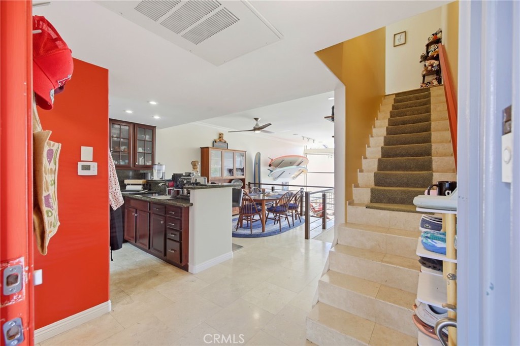 5336 Marina Pacifica N