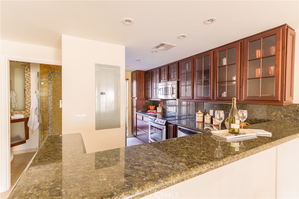 5336 Marina Pacifica N