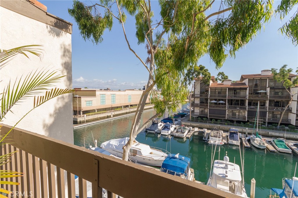 5336 Marina Pacifica N