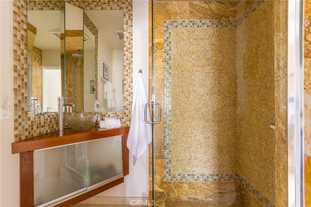 5336 Marina Pacifica N