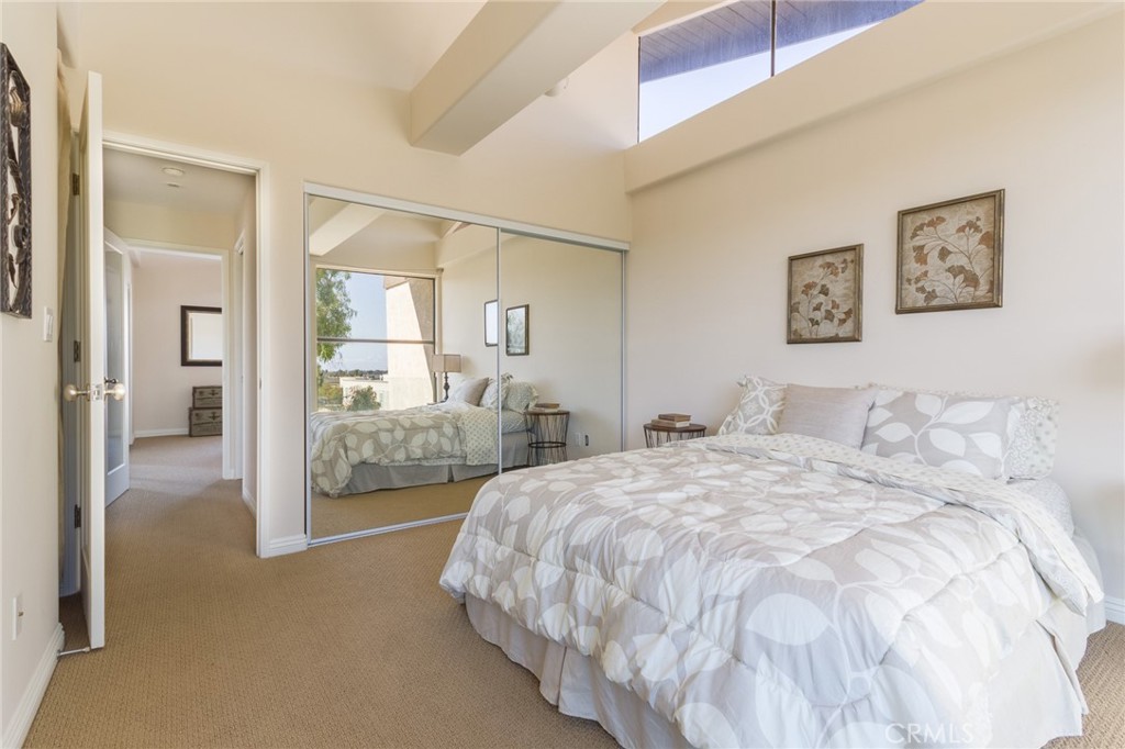 5336 Marina Pacifica N