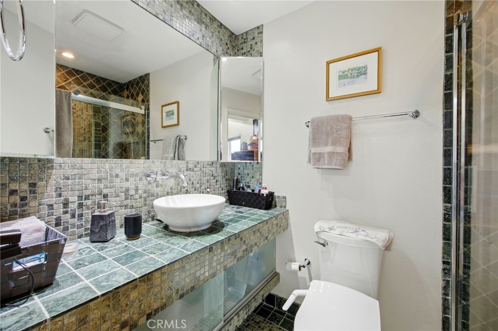 5336 Marina Pacifica N