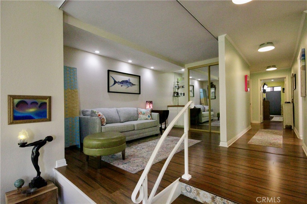 7202 Marina Pacifica S