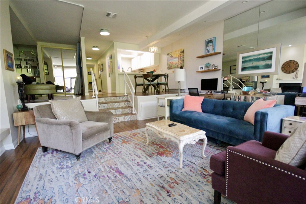 7202 Marina Pacifica S