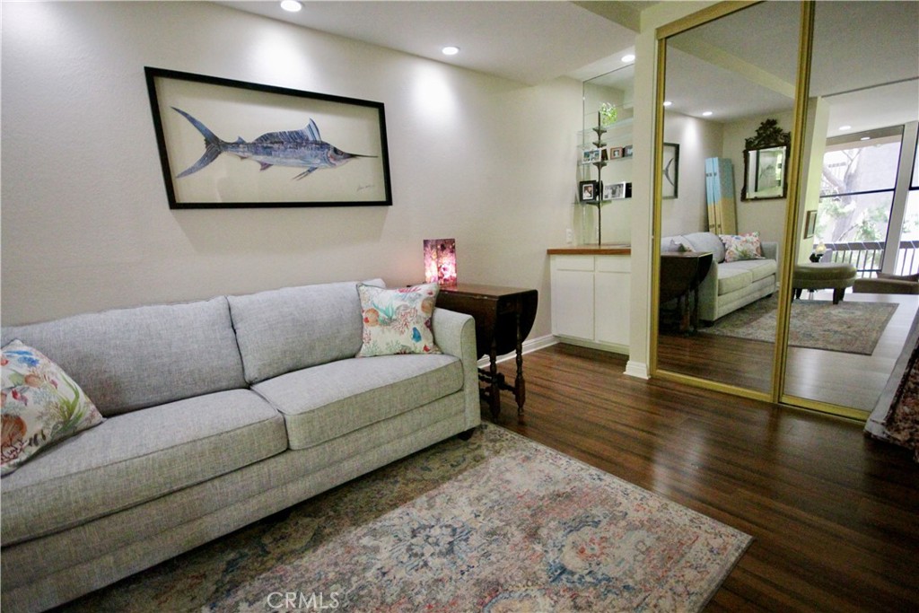 7202 Marina Pacifica S