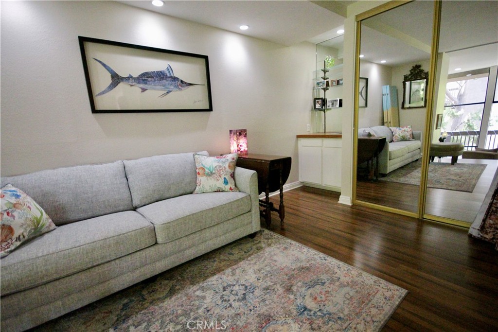 7202 Marina Pacifica S