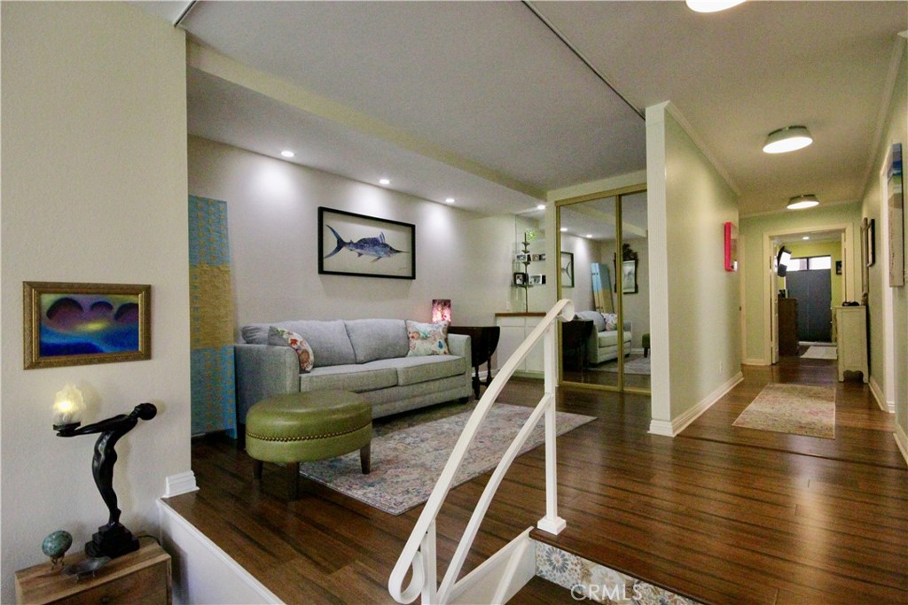 7202 Marina Pacifica S