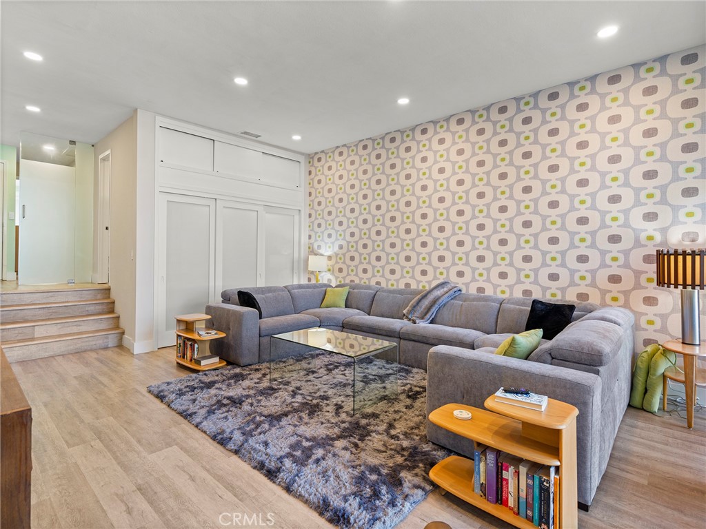 6207 Marina Pacifica N