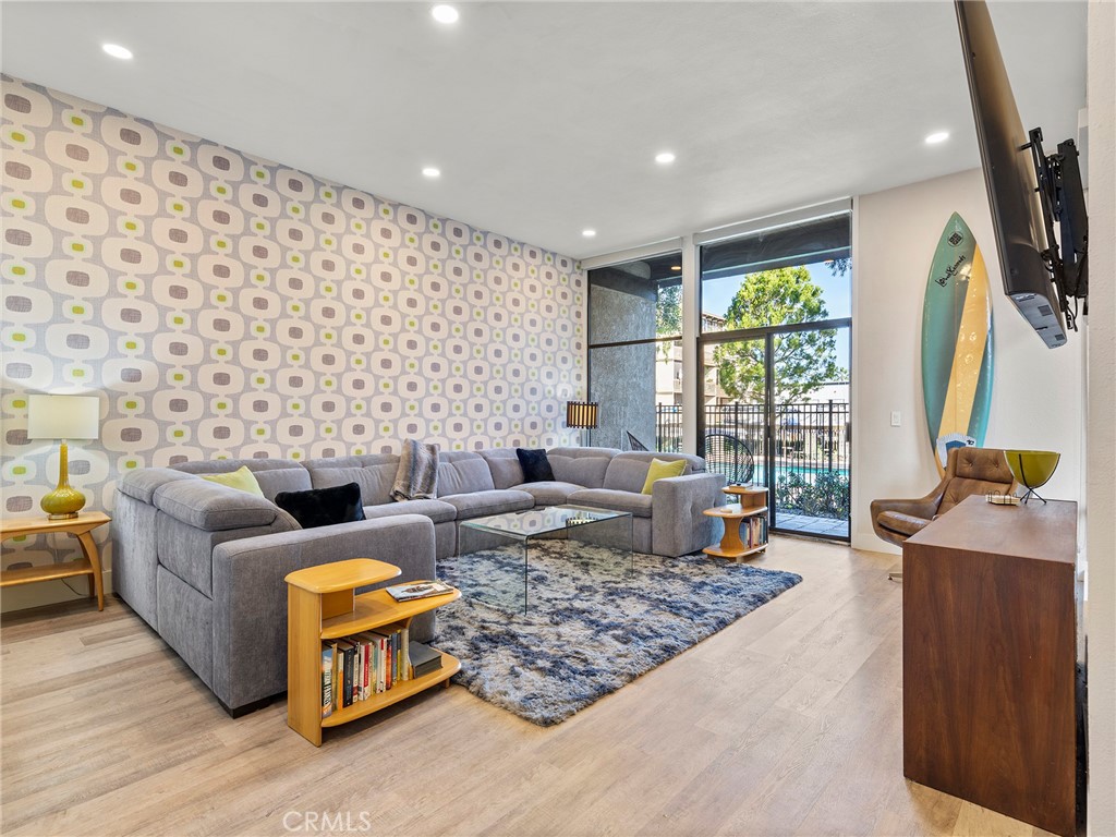 6207 Marina Pacifica N