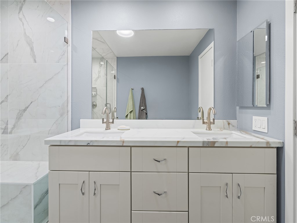 6207 Marina Pacifica N