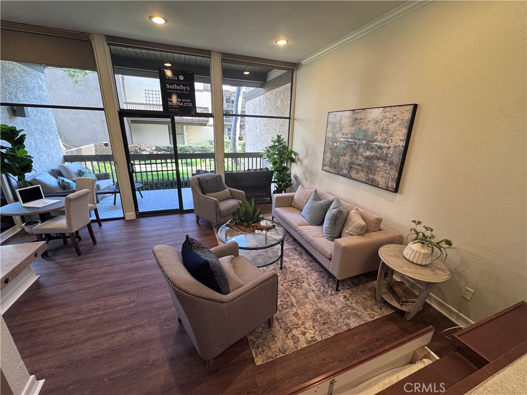 5104 Marina Pacifica Drive S