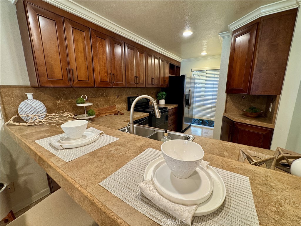 5104 Marina Pacifica Drive S