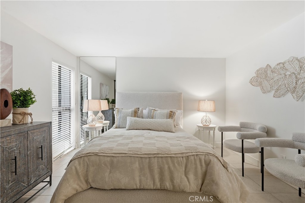 6126 Marina Pacifica N