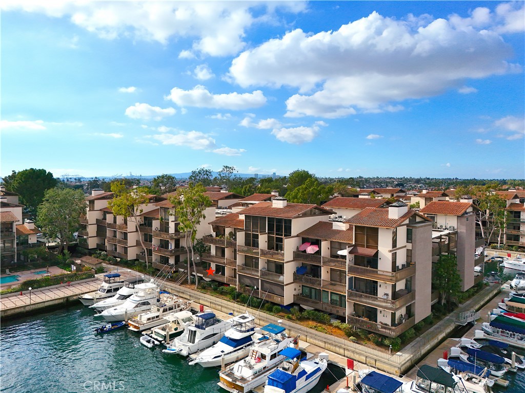 6126 Marina Pacifica N