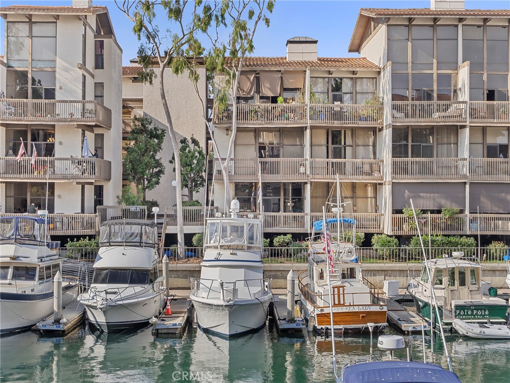 6126 Marina Pacifica N
