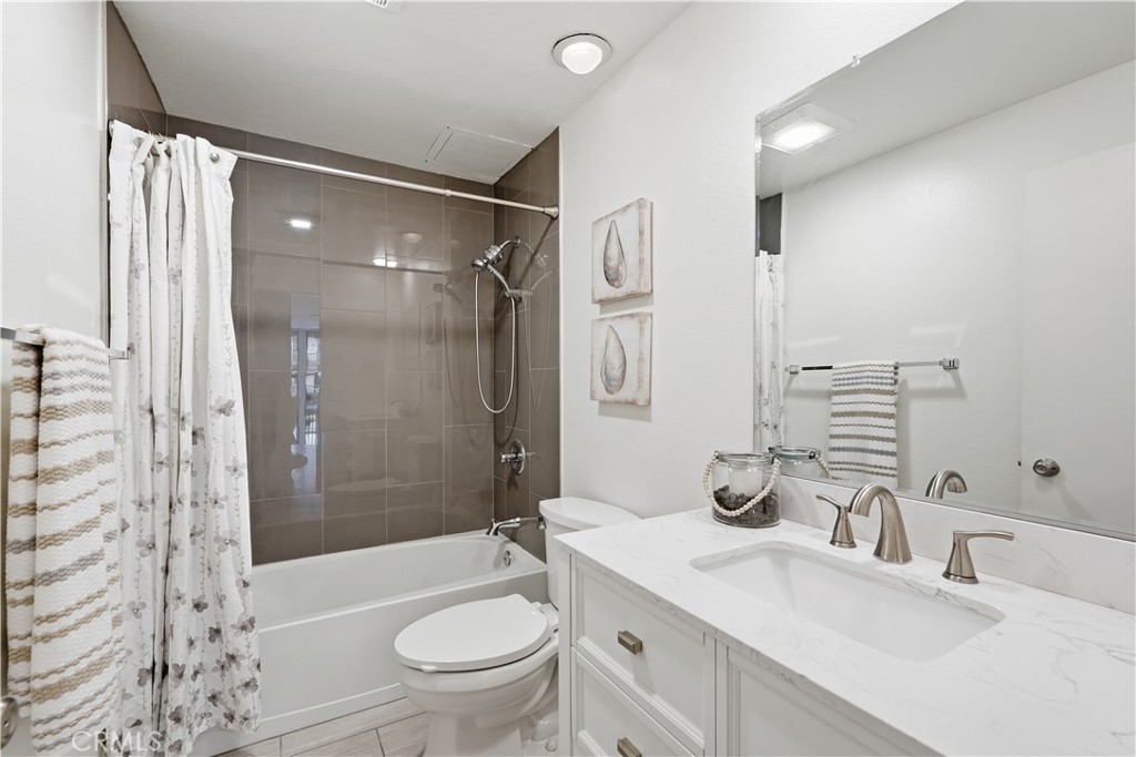 6126 Marina Pacifica N