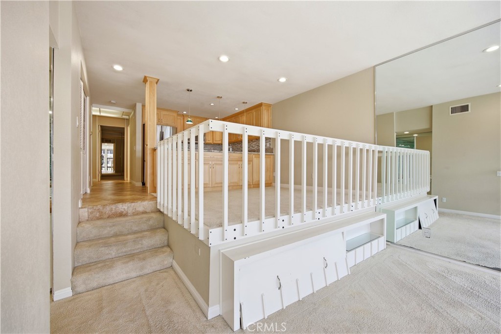 6133 Marina Pacifica N