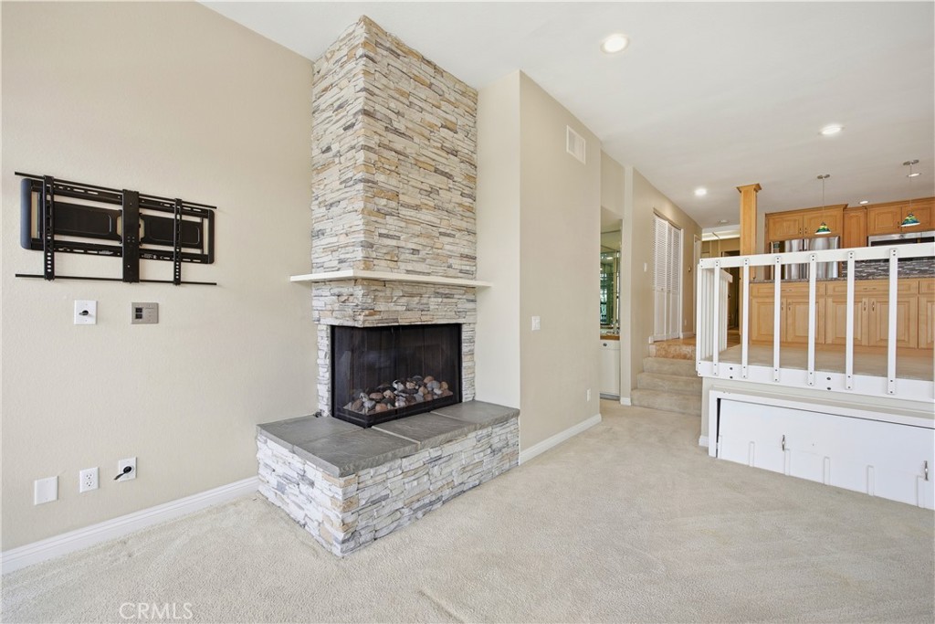 6133 Marina Pacifica N