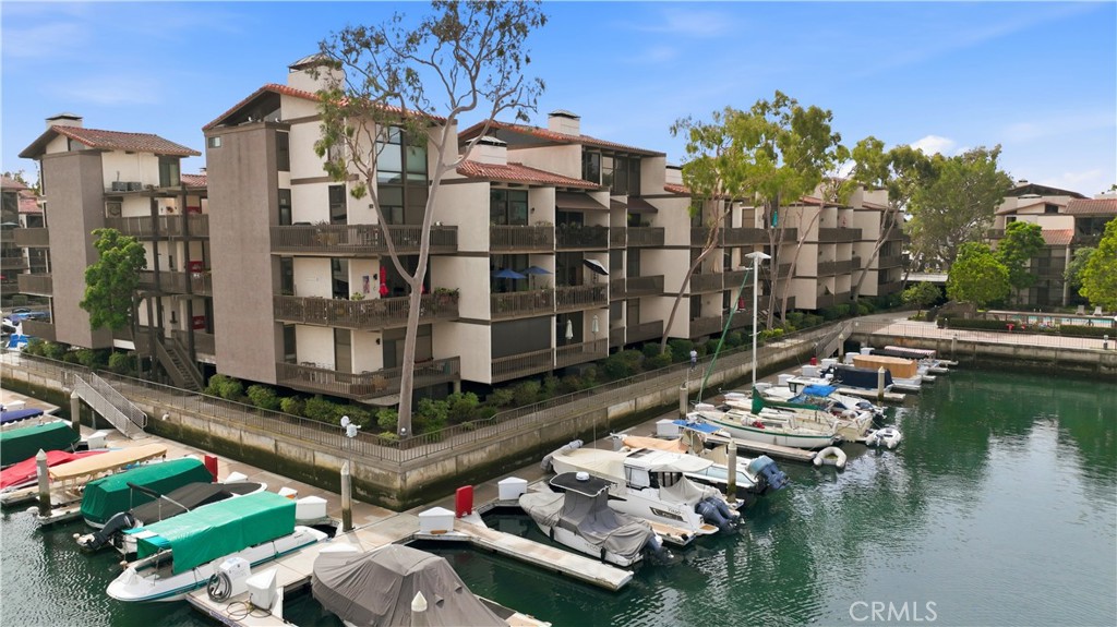 6133 Marina Pacifica N