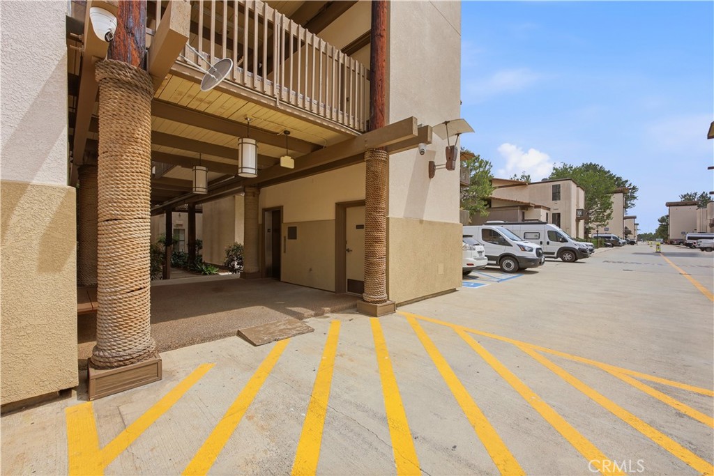 6133 Marina Pacifica N