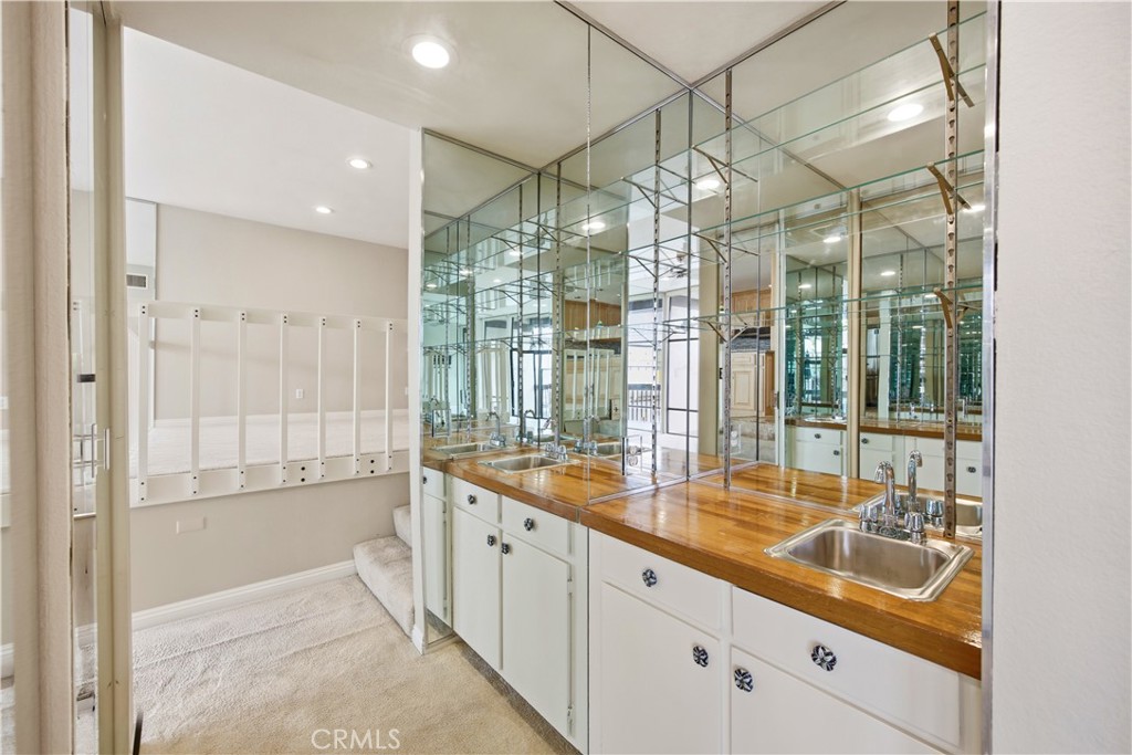 6133 Marina Pacifica N