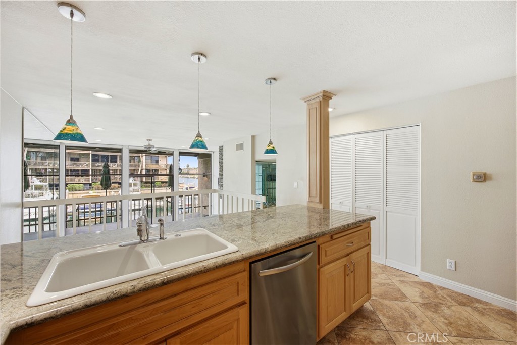 6133 Marina Pacifica N