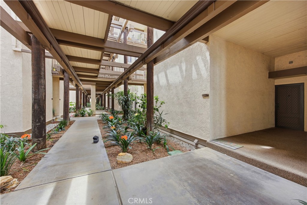 6133 Marina Pacifica N