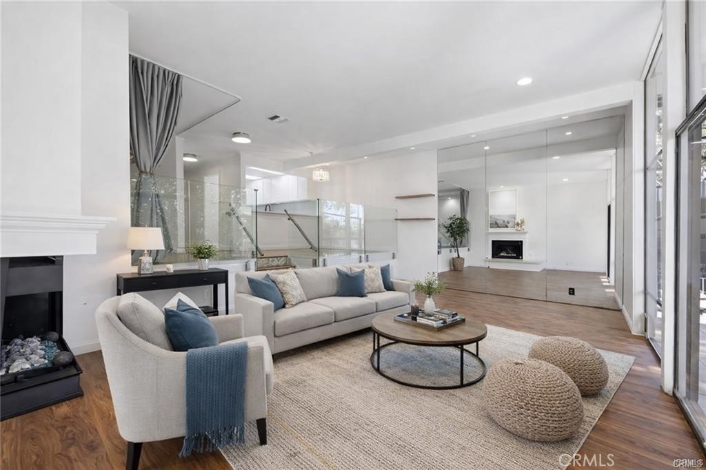 7202 Marina Pacifica Drive South S