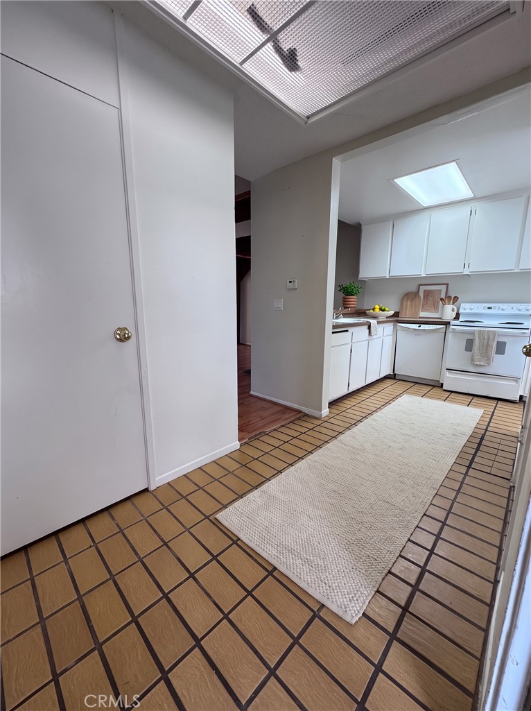 7311 Marina Pacifica N
