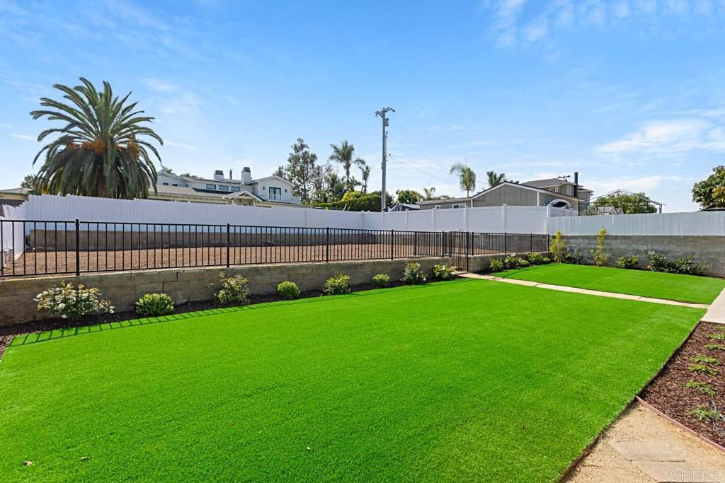 1811 California Street