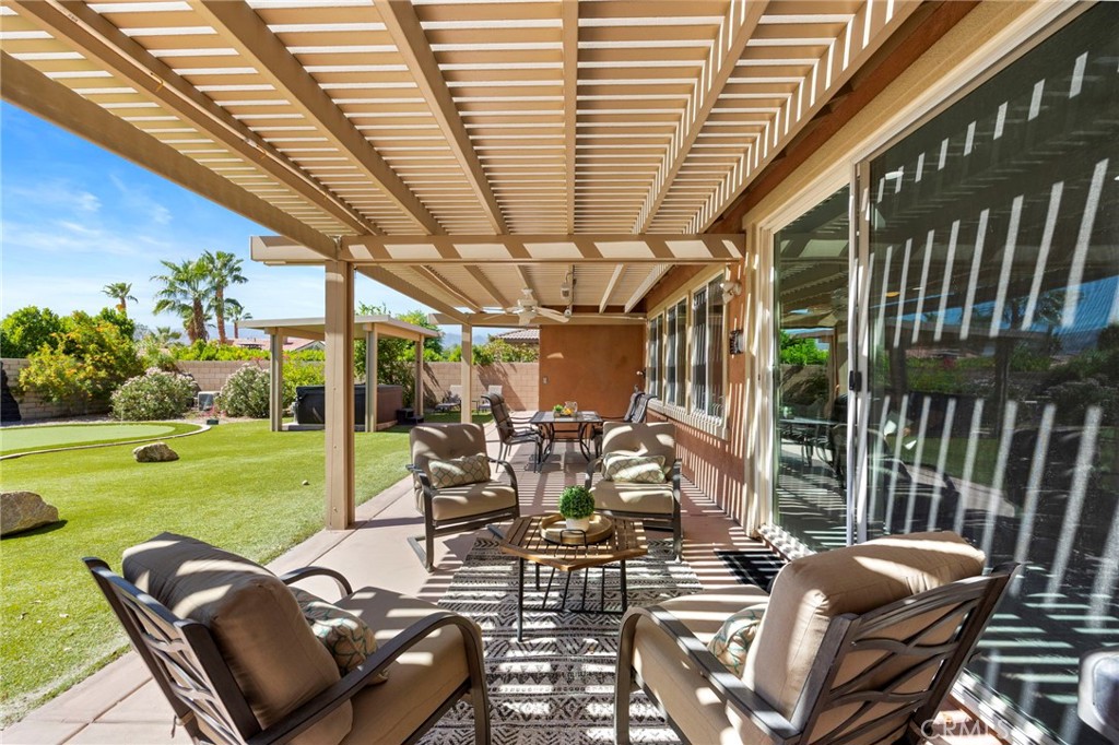 74121 Kingston Court E