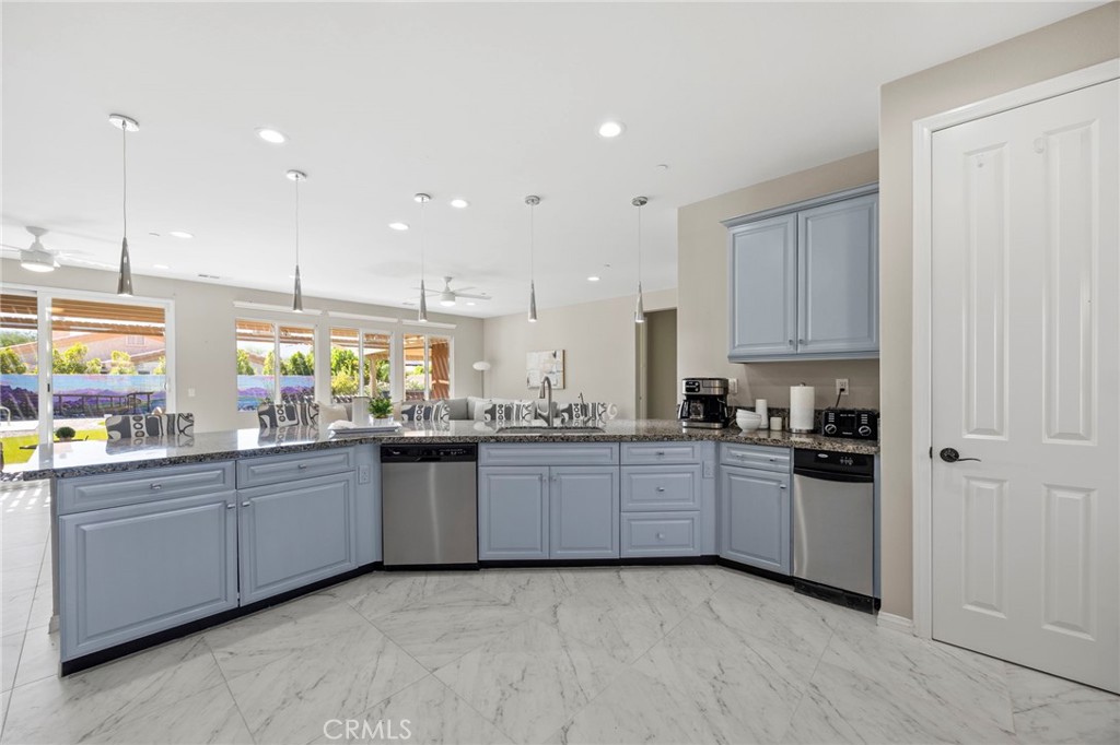 74121 Kingston Court E