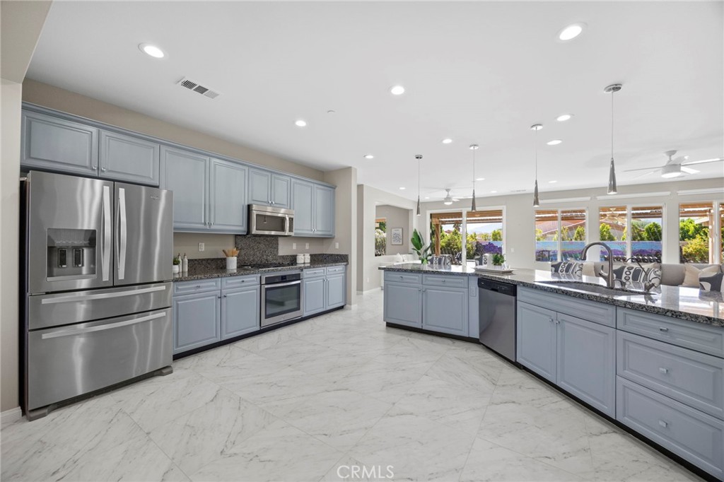 74121 Kingston Court E