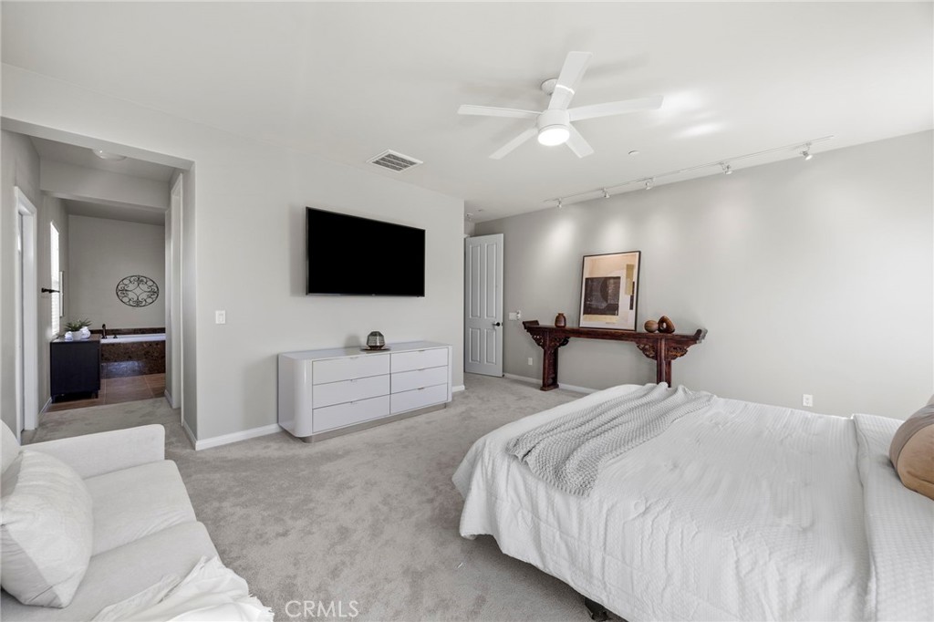 74121 Kingston Court E