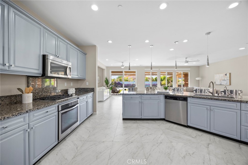 74121 Kingston Court E