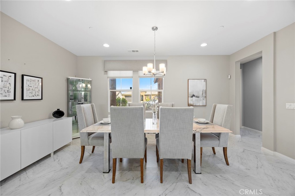 74121 Kingston Court E